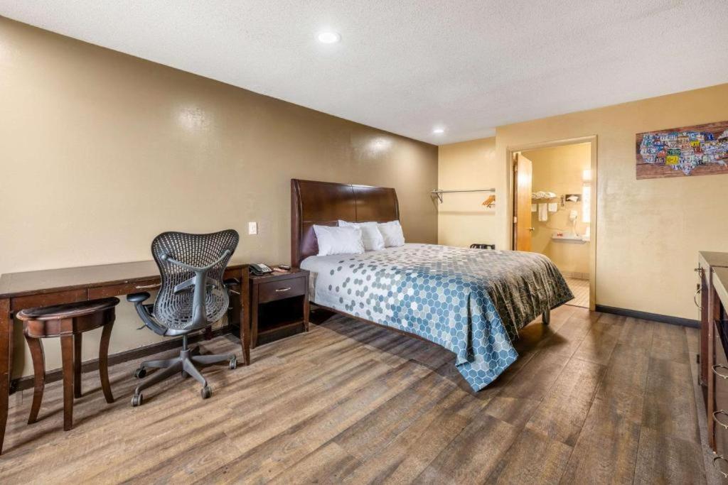 Southern Inn And Suites Spartanburg Esterno foto