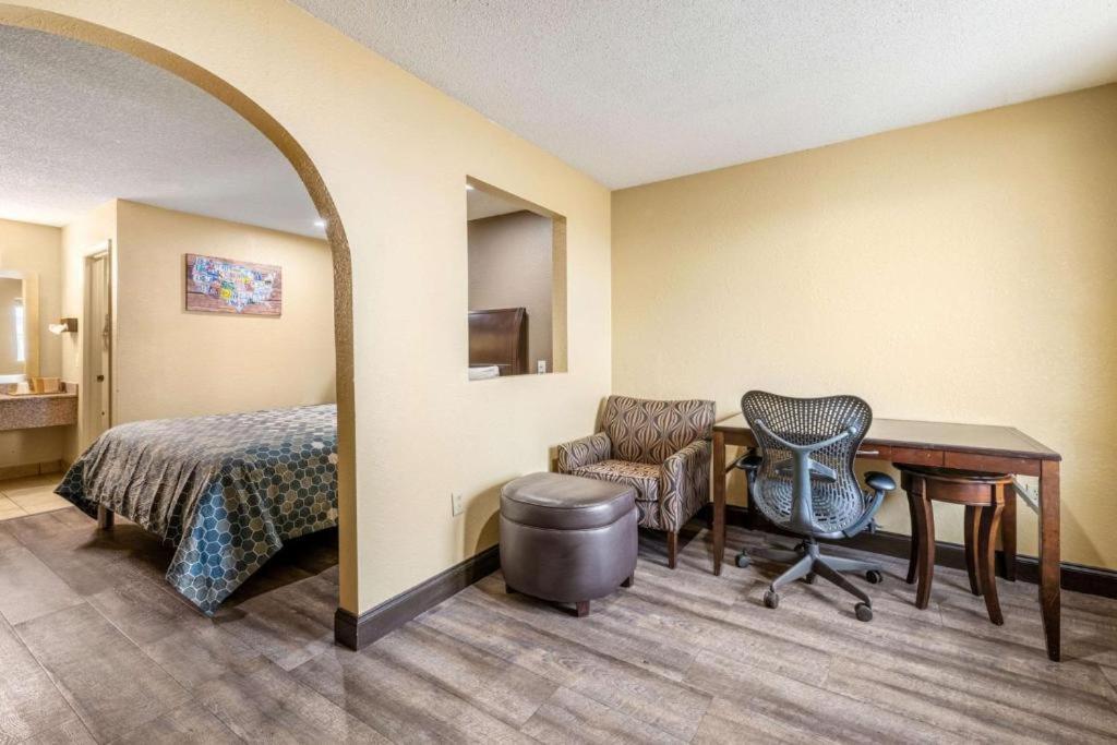 Southern Inn And Suites Spartanburg Esterno foto